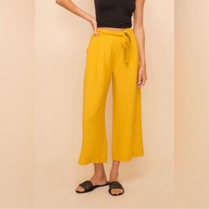 Hem & Thread Yellow Wide Leg Cropped Pants NWT